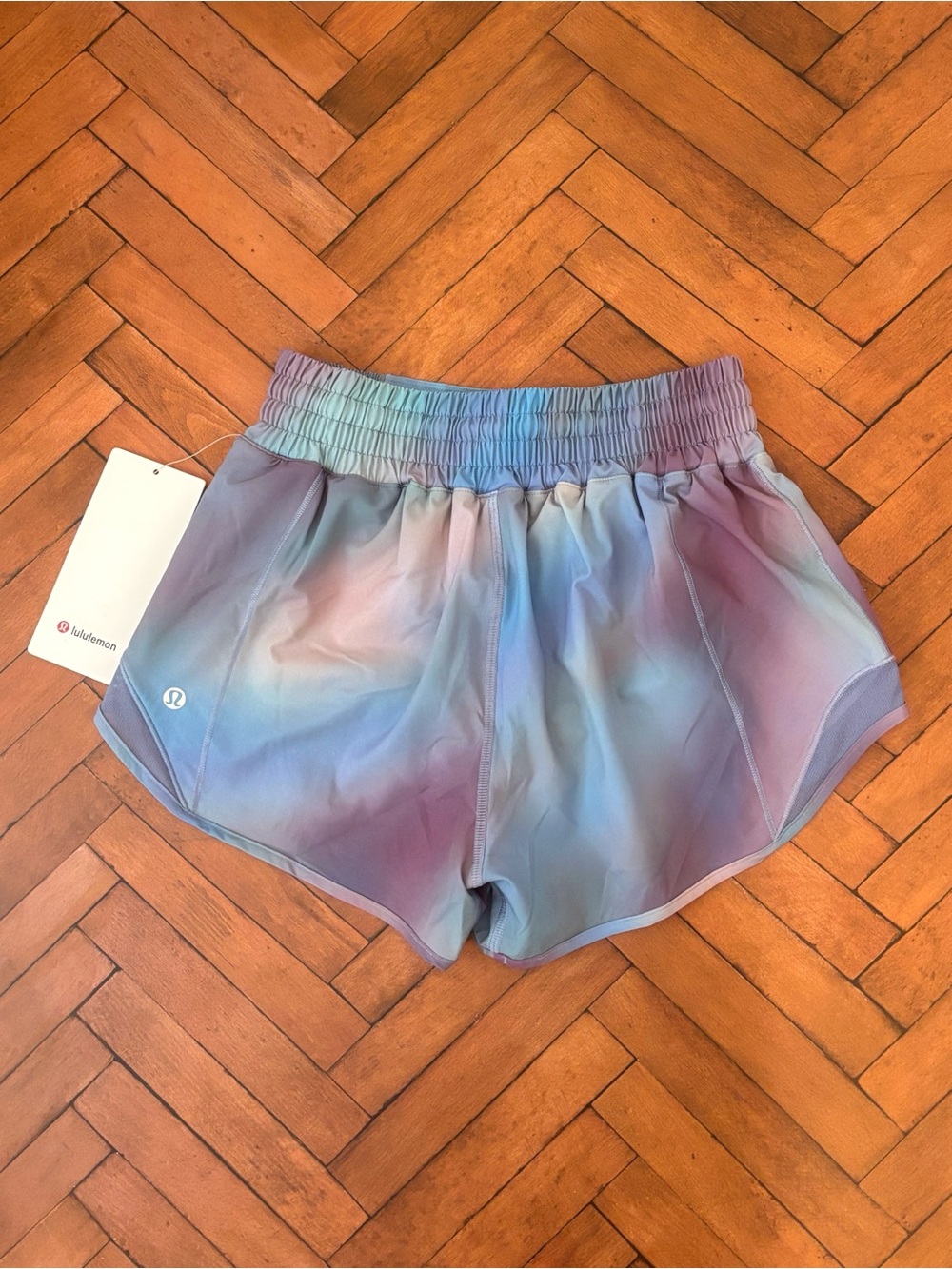 NWT Lululemon Hotty Hot High Rise Shorts 2.5" In Chroma Drift Blue Multi Size 4